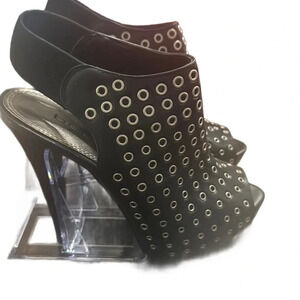 Bebe Belinda Grommet Peep Toe Ankle Slingback Boots Size 7
